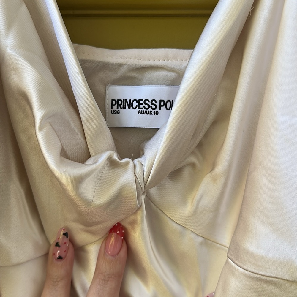 Imperfect (stain) Princess Polly Sheath - Picture 2 of 3